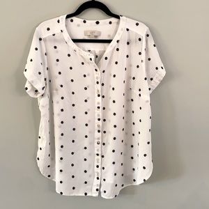 Loft Plus Size Dotted Short Sleeve Shirt